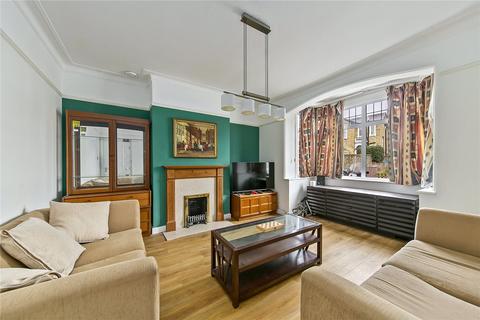 undefined, Uxbridge Road, Hampton Hill