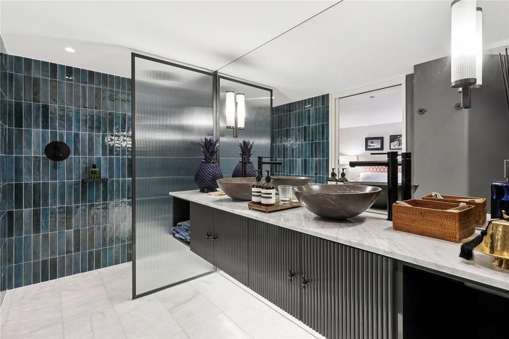 En Suite Shower Room