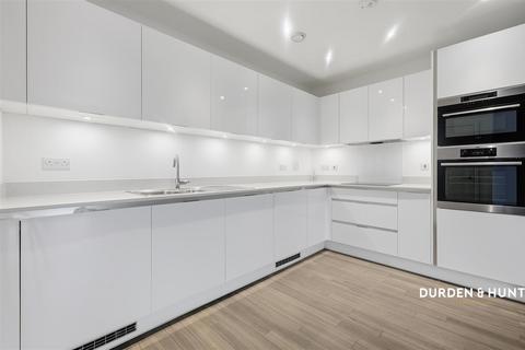 1 bedroom apartment for sale, St. Clements Avenue, Harold Wood, RM3