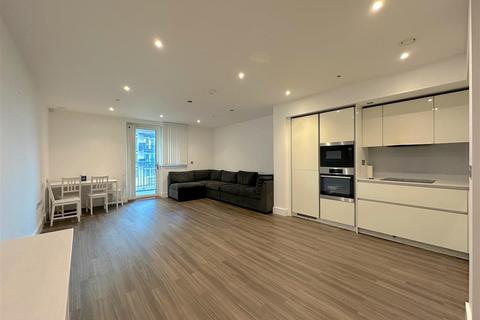 2 bedroom apartment to rent, Butleigh House, Southall UB2