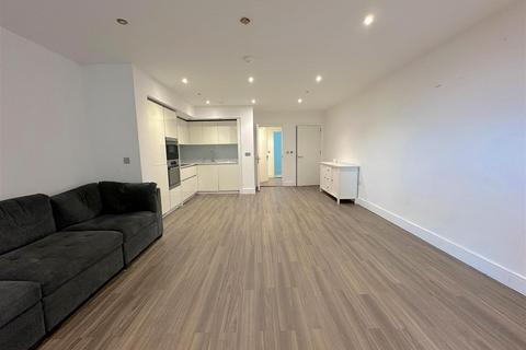 2 bedroom apartment to rent, Butleigh House, Southall UB2