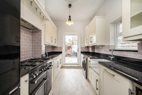 undefined, Braemar Road, Brentford TW8