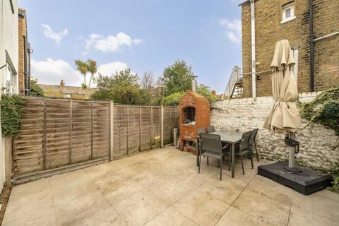 29 Braemar Road, Brentford, TW8 0NR