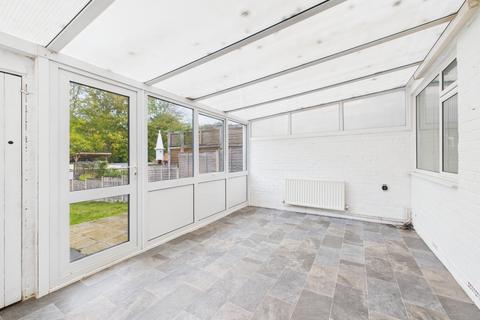 3 bedroom terraced house for sale, Fairway, Kingsley, NN2 7JX
