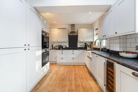 undefined, Browns Road, Surbiton KT5
