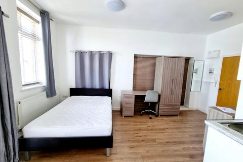 undefined, Burnside Road, Dagenham RM8