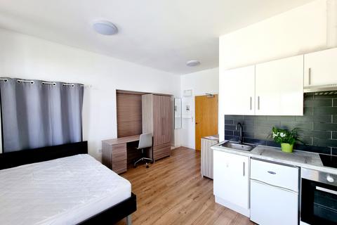 undefined, Burnside Road, Dagenham RM8