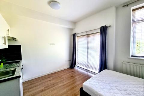 undefined, Burnside Road, Dagenham RM8