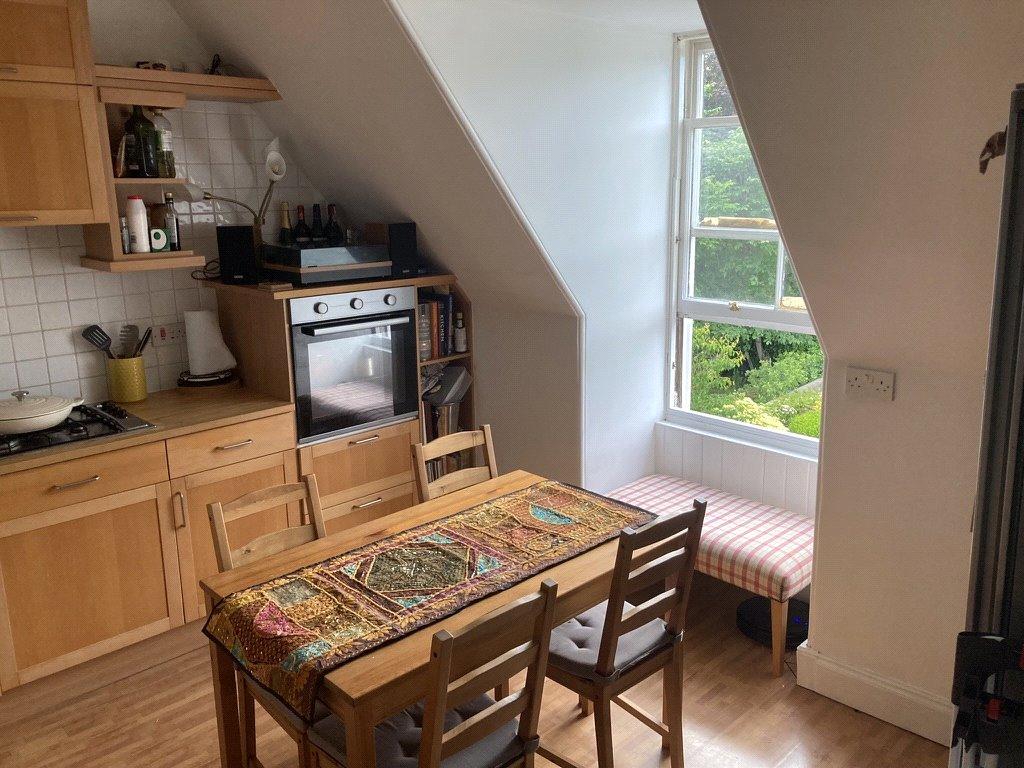 Kitchen Alt