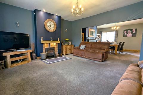 3 bedroom end of terrace house for sale, Edward Terrace, Newfield, DH2