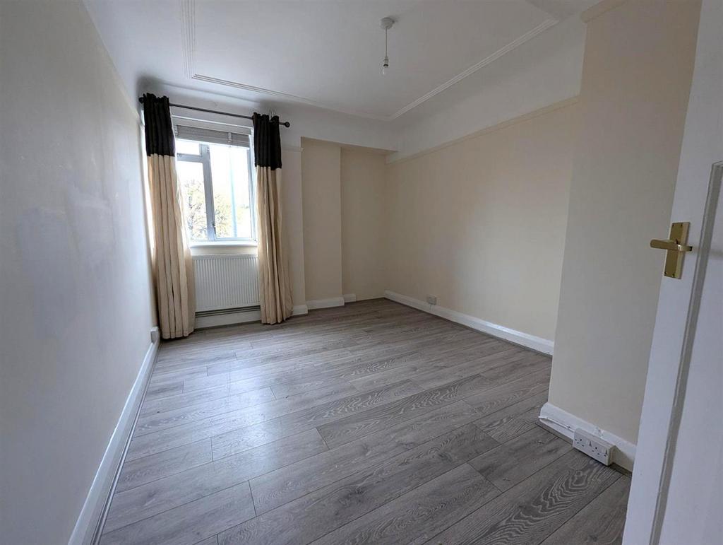 PXL 20251118 112428806.jpg