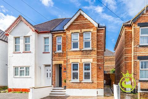 2 bedroom semi-detached house for sale, Francis Road, Poole BH12