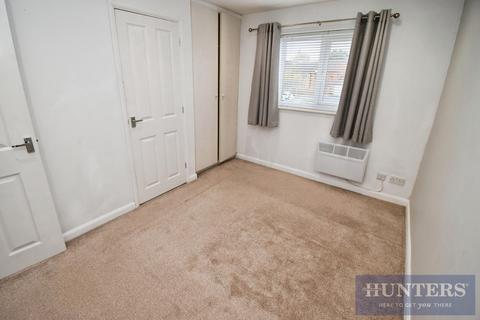 2 bedroom house to rent, Clipstone Gardens, Wigston