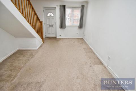 2 bedroom house to rent, Clipstone Gardens, Wigston