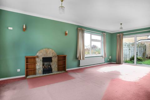 undefined, Fosseway Avenue, Moreton-in-Marsh, Gloucestershire. GL56 0EB