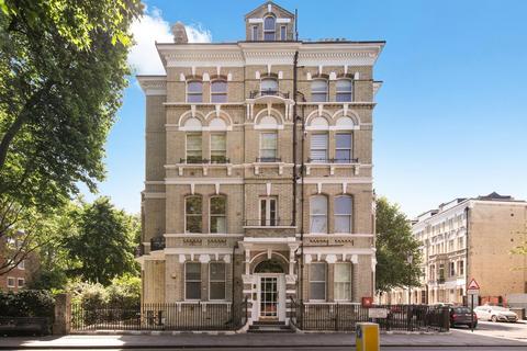 2 bedroom flat for sale, Elm Park Gardens, London, SW10