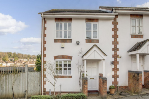 2 bedroom semi-detached house for sale, Totteridge Road, High Wycombe HP13