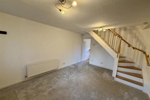 2 bedroom semi-detached house to rent, Amiens Close, Darlington