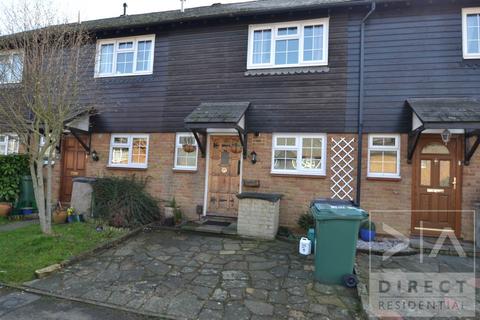 3 bedroom terraced house to rent, Middle Lane, Epsom KT17