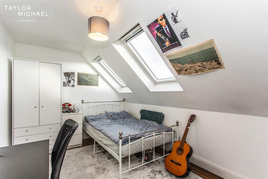 Bedroom 5