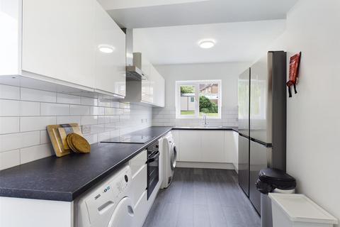 6 bedroom semi-detached house to rent, Park Road, Brighton