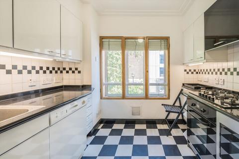 1 bedroom flat for sale, Upper St. Martin's Lane, London WC2H