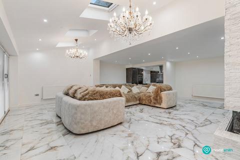 undefined, Standish Bank, Sheffield, S5 8YB