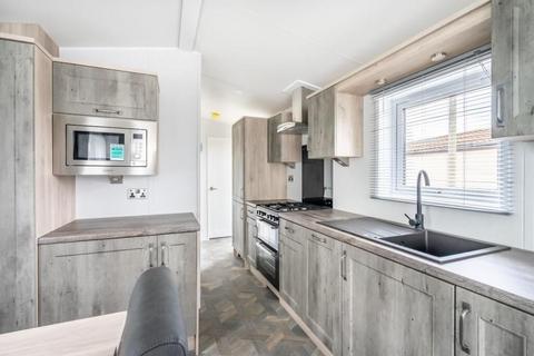 undefined, Acaster Malbis York