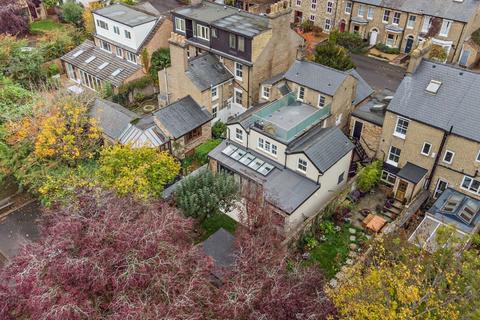 10 Halifax Road, Cambridge, CB4 3PX
