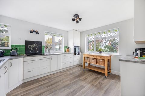 undefined, Bafford Grove, Charlton Kings, Cheltenham, Gloucestershire, GL53