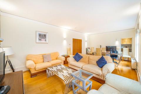 3 bedroom flat to rent, Victoria Street, London SW1H