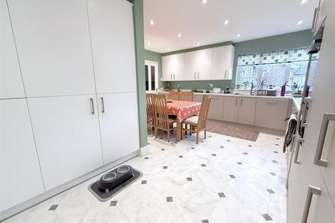 155 Barrowby Road, Grantham, NG31 8AJ