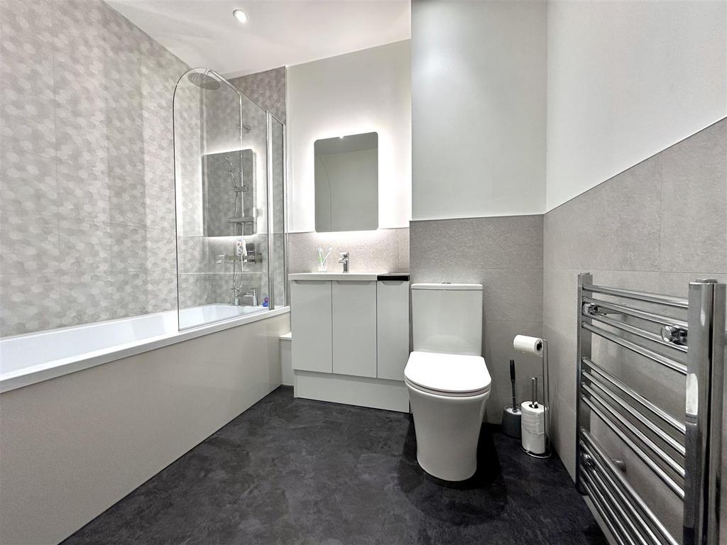 Contemporary Bathroom 232