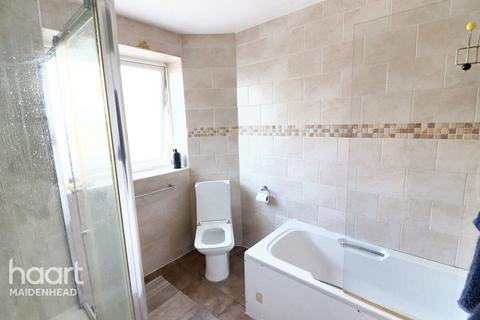 undefined, Rivermead Road, Reading