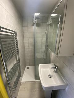 1 bedroom in a house share to rent, Pelham Street, Burnage court, Derby DE22