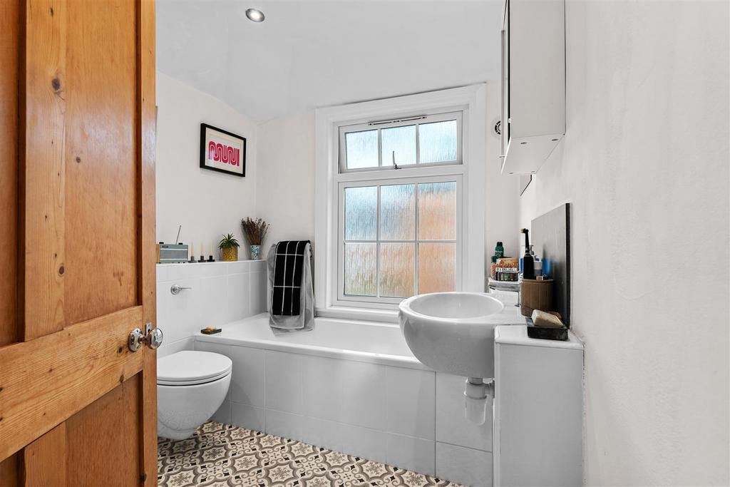 Bathroom-1.jpg