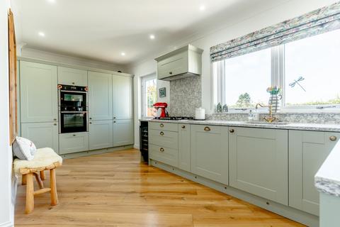 undefined, Thornyhall, Dalkeith EH22