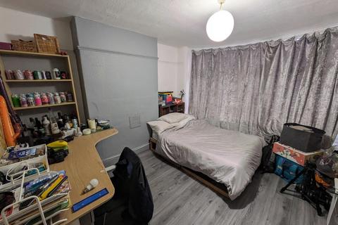 4 bedroom private hall to rent, School Grove (41), Withington, Manchester