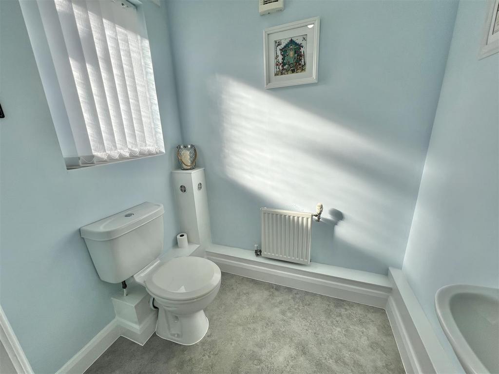 Ground floor wc