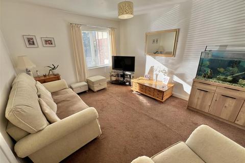 3 bedroom semi-detached house for sale, Poppy Close, Darlington