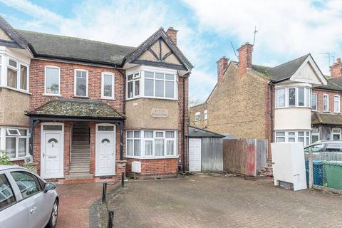 2 bedroom maisonette to rent, Christchurch Avenue, Harrow, HA3
