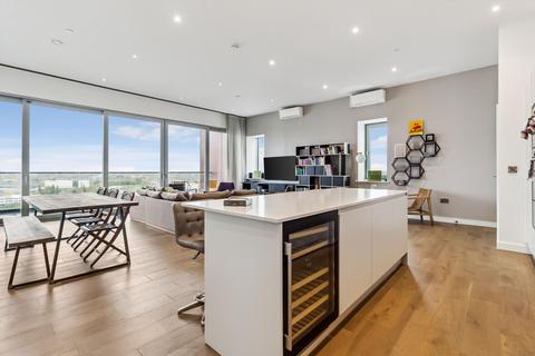 3 bedroom flat for sale, Buckhold Road, London, SW18