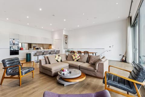 3 bedroom flat for sale, Buckhold Road, London, SW18