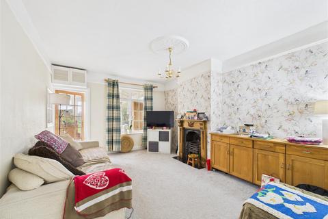 3 bedroom end of terrace house for sale, Mill Road, Swanland