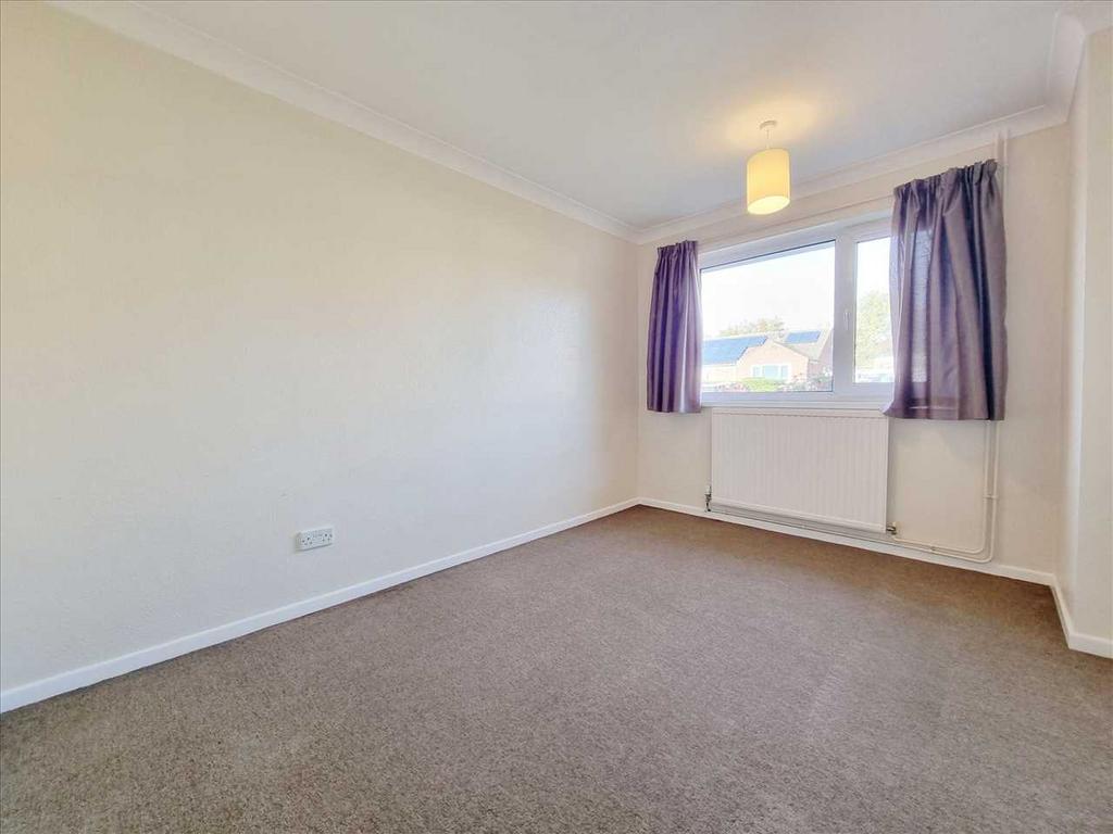 Bedroom 2: