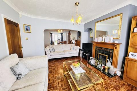 3 bedroom semi-detached house for sale, Morley Crescent, Edgware HA8