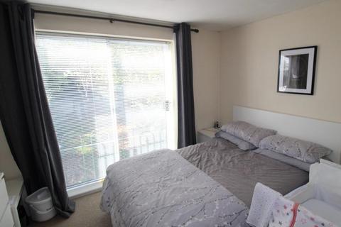 2 bedroom terraced house to rent, Bedford Road East, Yardley Hastings, NN7
