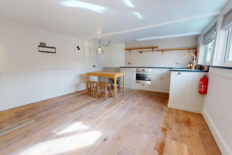undefined, East Cross, Tenterden, Kent, TN30