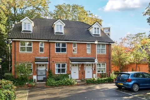 undefined, Burghley Hall Close, london SW19
