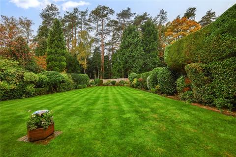 4 bedroom detached house for sale, Tudor Close, Grayshott, Hindhead, Surrey, GU26